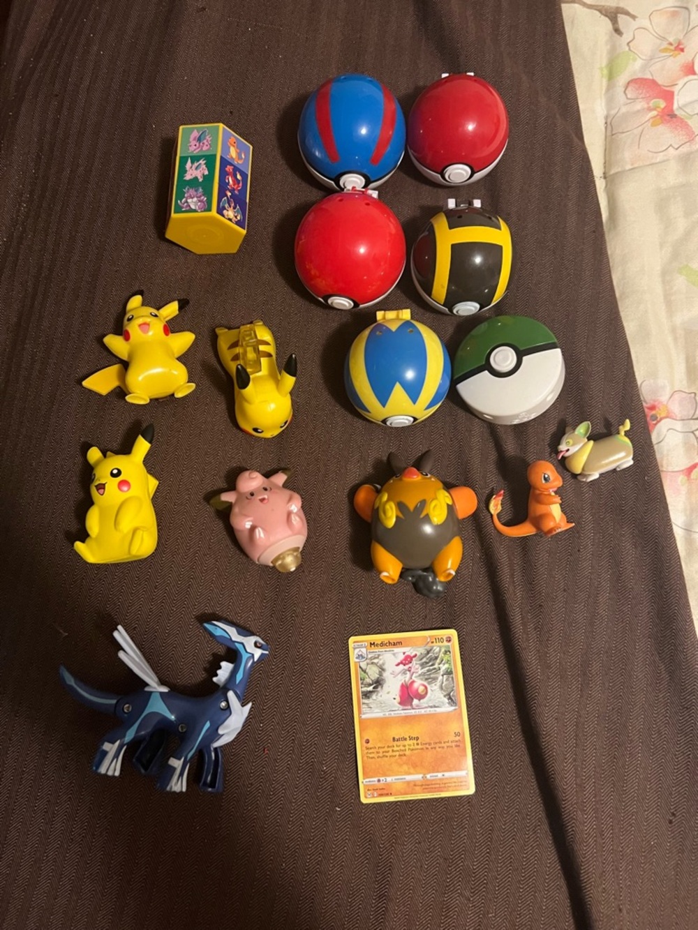 Pokemon Action Figures Lot Pikachu etc.